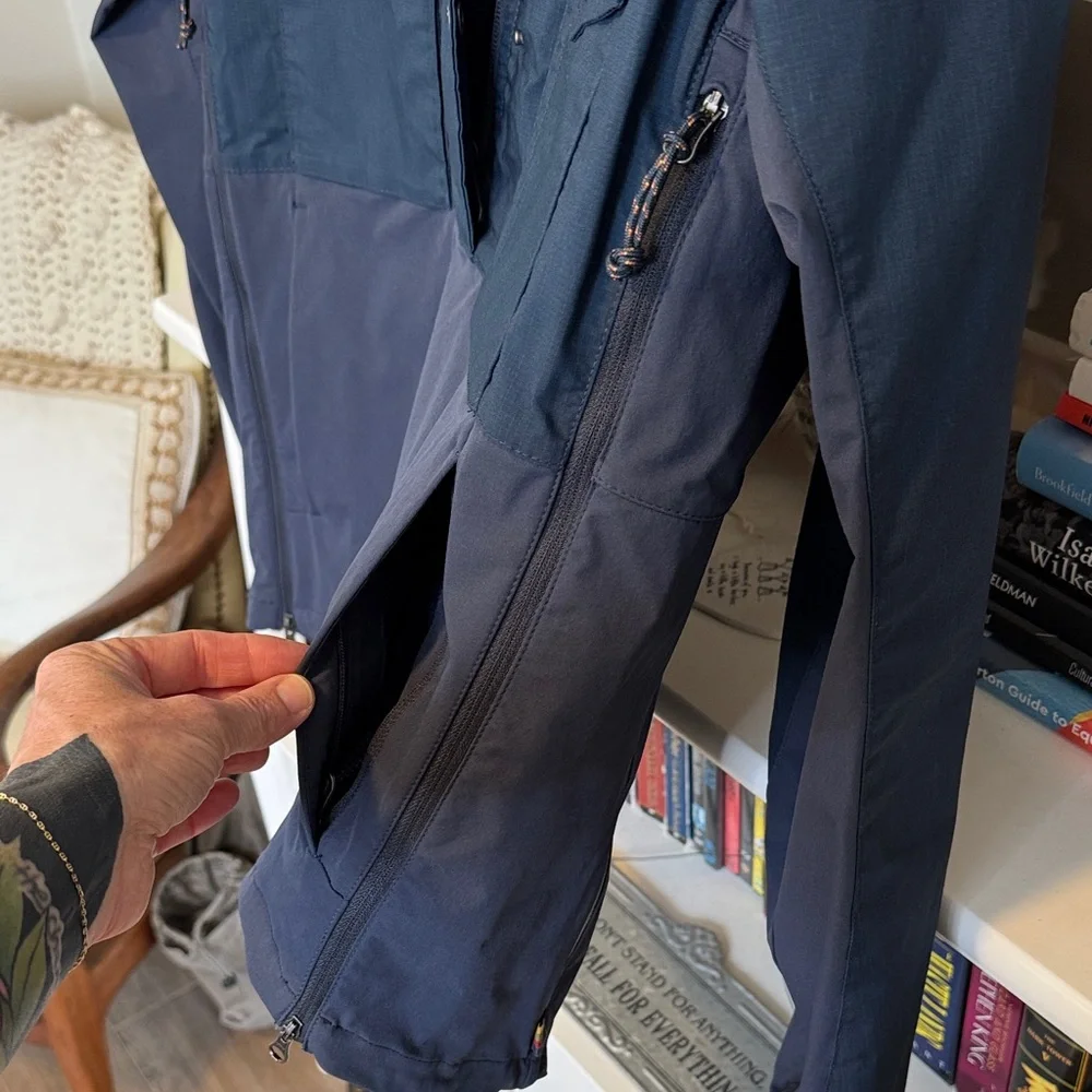 Fjallraven Specialized Women's Anorak Jacket - Picture 5 of 8